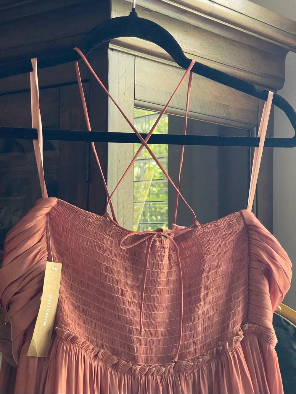 Few Moda o.p.t NWT East Copper Cowboy Metallic Tiered Spaghetti-Strap Midi Dress - Picture 9 of 10